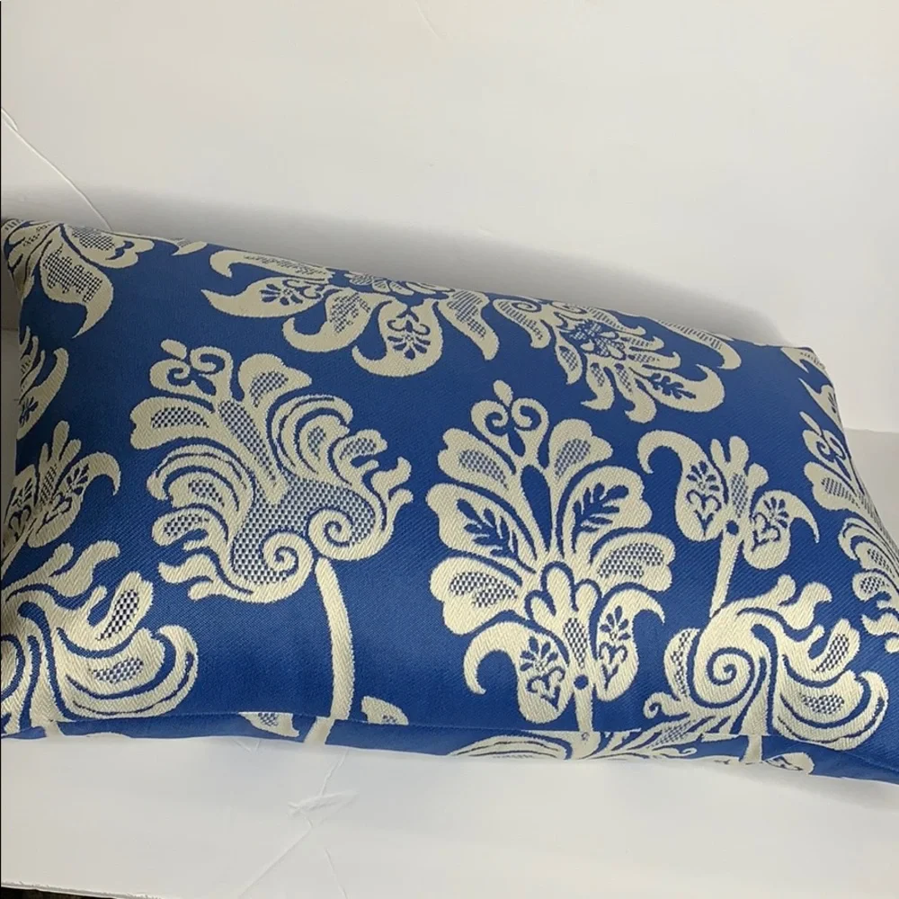 24x16 Blue Cream Floral Pillow‎